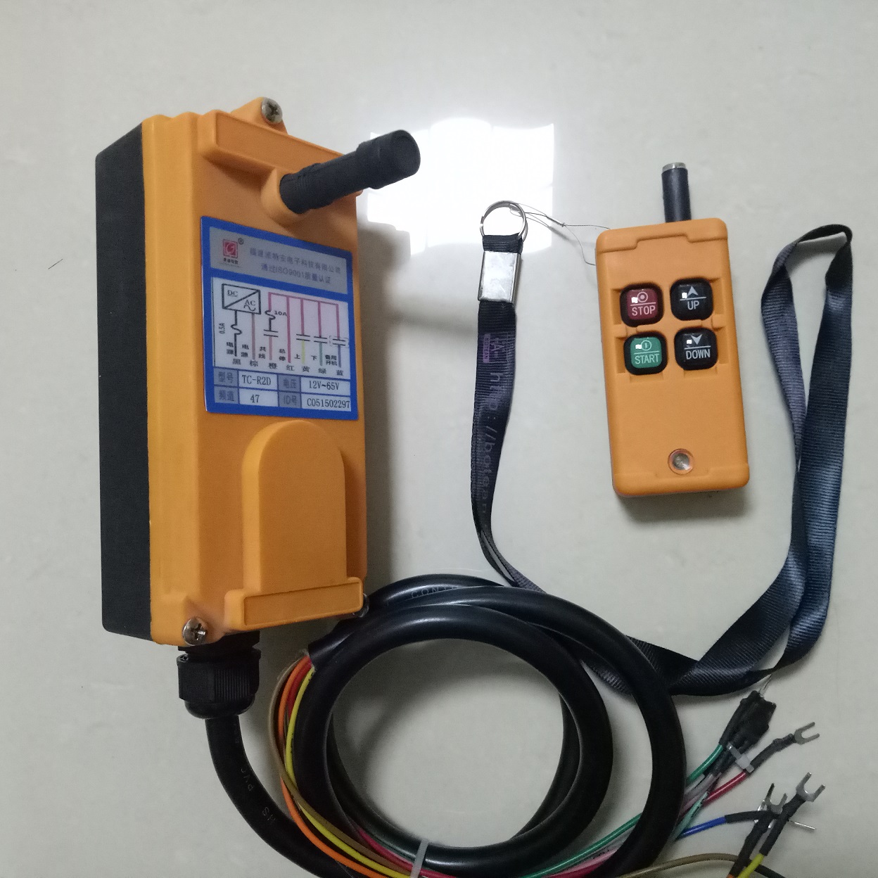 TC-R2D兩路工業(yè)無線遙控器、農(nóng)機遙控器